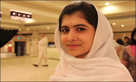 Hrabra Malala prevezena u Veliku Britaniju na liječenje