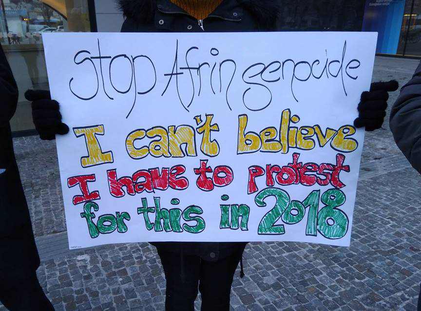 Slovenski/e prosvjednici/e: ‘Zaustavite genocid u Afrinu!’