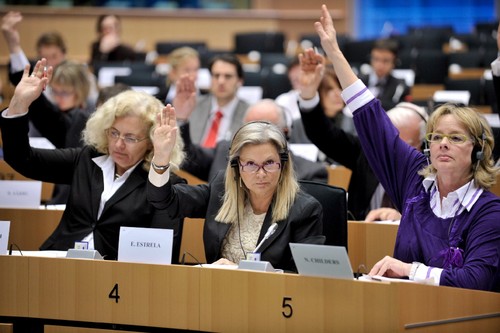 Odbor za ženska prava i rodnu ravnopravnost Europskog parlamenta prihvatio izvještaj o seksualnom i reproduktivnom zdravlju i pravima