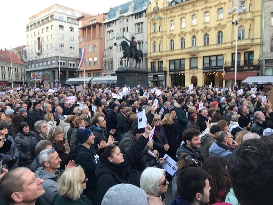 ‘Bandiću, dosta je’