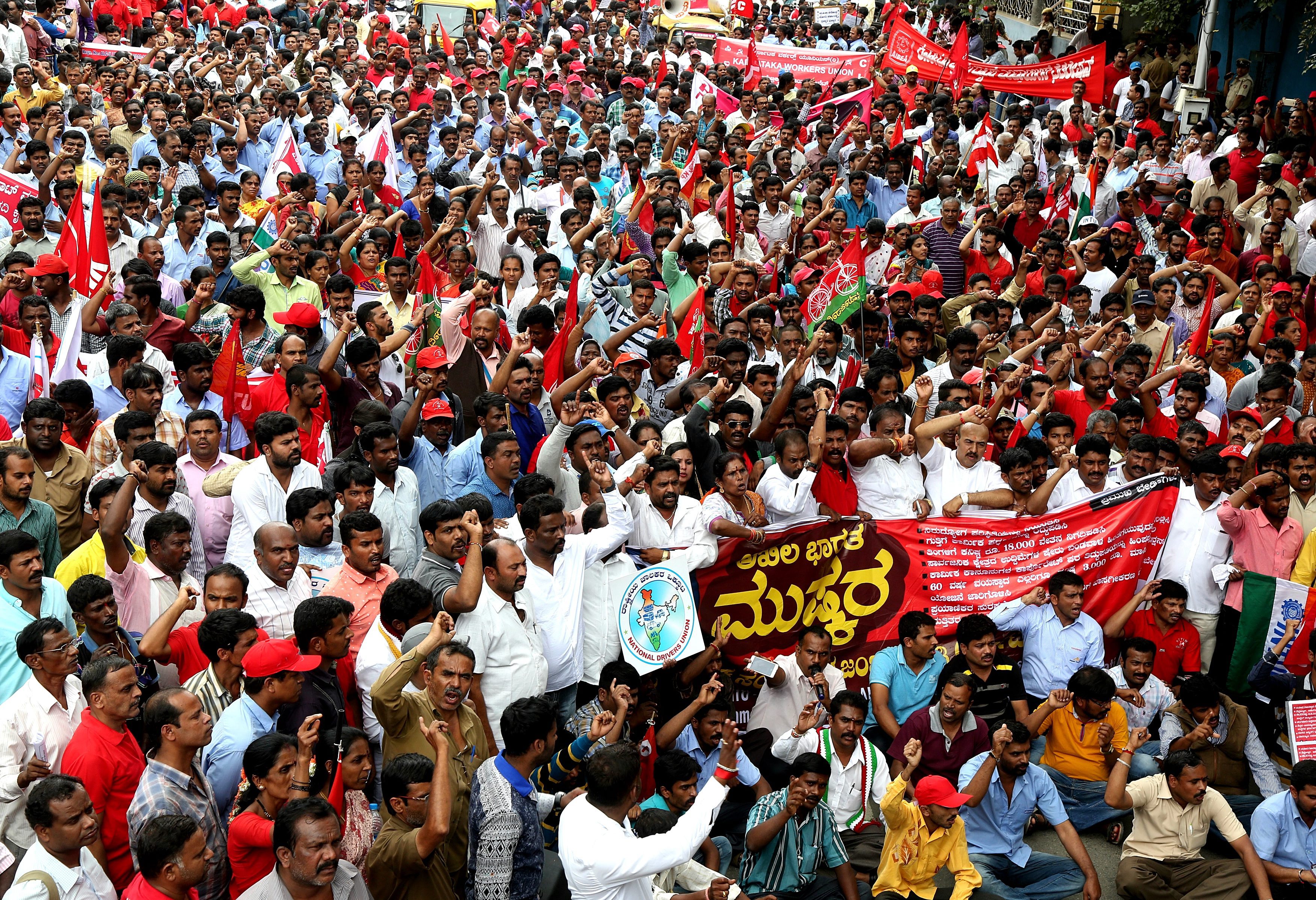 Indija: 180 milijuna radnika i radnica na ulicama