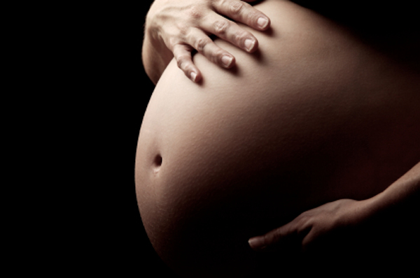 Smrtnost trudnica i rodilja smanjena je za 44 posto