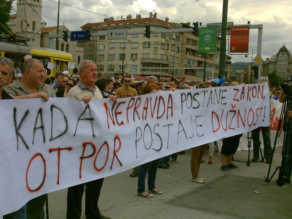 Tisuće prosvjednika/ica u Sarajevu: JMBG za sve!