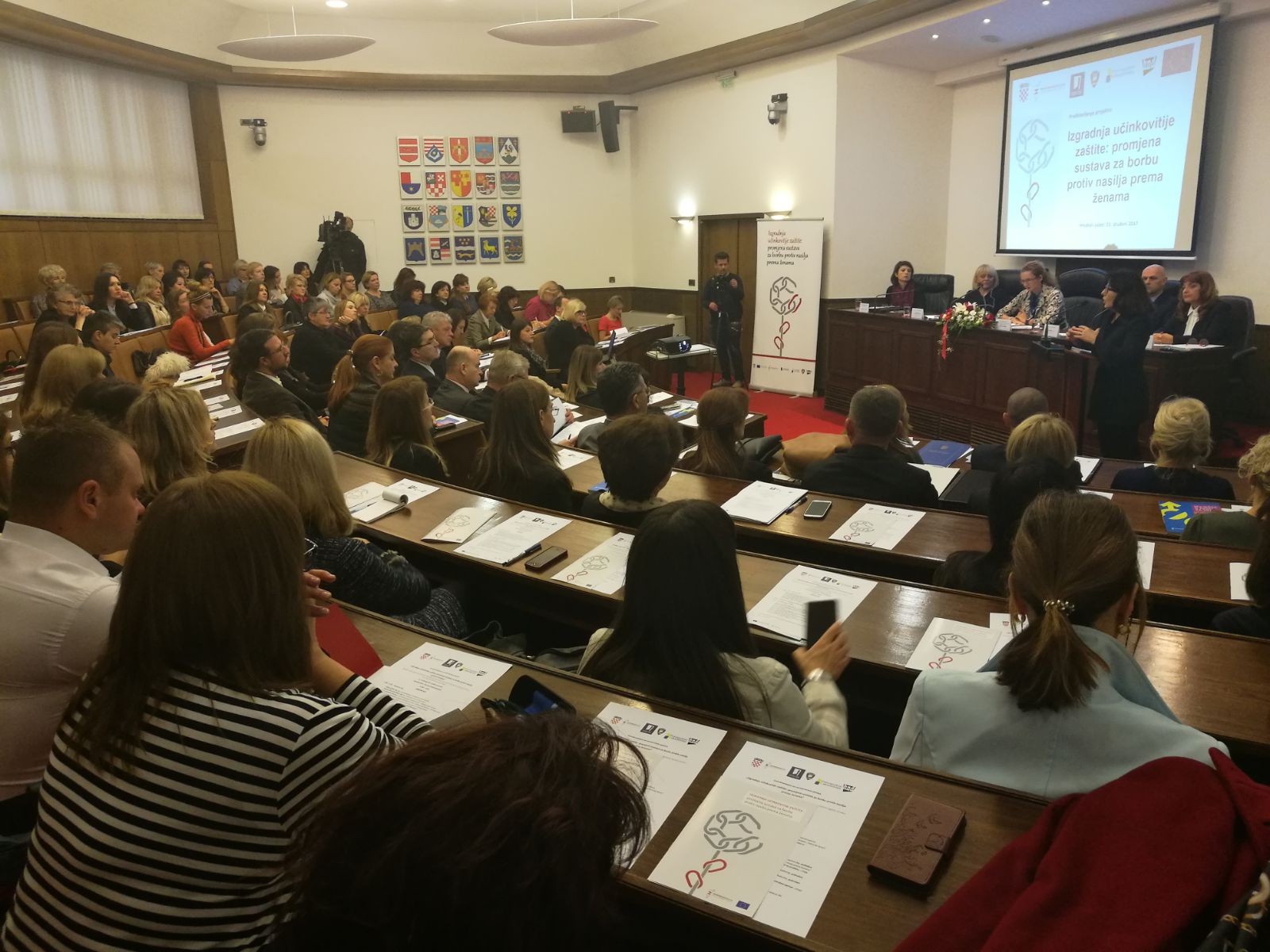 Trend brutalizacije nasilja: ‘Samo prošle godine je ubijeno 18 žena, a tijekom ove 16 žena je ubijeno od strane bliskih muških osoba’