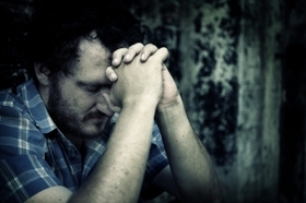 Svaki deseti otac pati od poslijeporođajne depresije